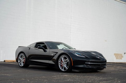 Used 2017 Chevrolet Corvette Stingray Coupe w/ 1LT image 8