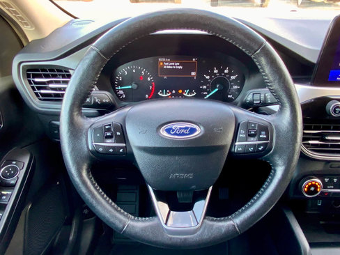 Used 2020 Ford Escape SEL image 40