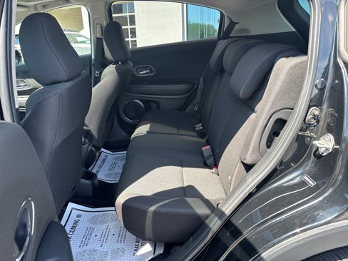 Used 2018 Honda HR-V EX image 34