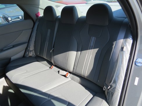 New 2025 Hyundai Elantra Sport image 10