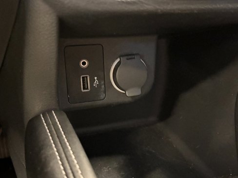 Used 2019 Nissan Kicks SV image 15