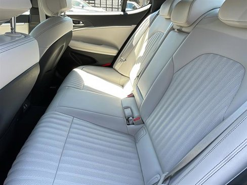 Used 2025 Genesis G70 2.5T w/ Sport Prestige Package image 16