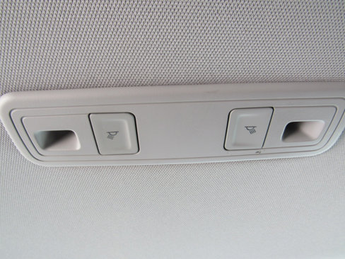 Used 2021 GMC Acadia AT4 w/ Technology Package image 39
