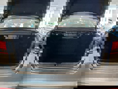 Used 2018 Kia Optima LX image 38