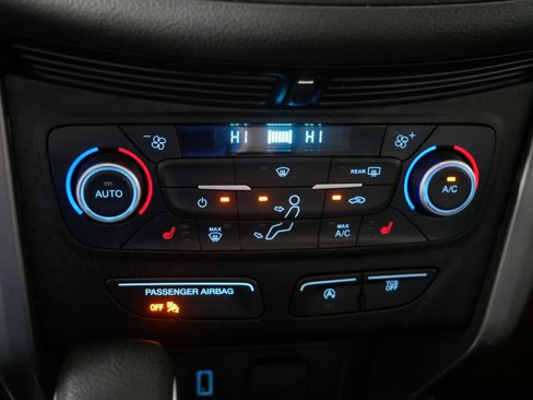 Used 2018 Ford Escape SE image 23