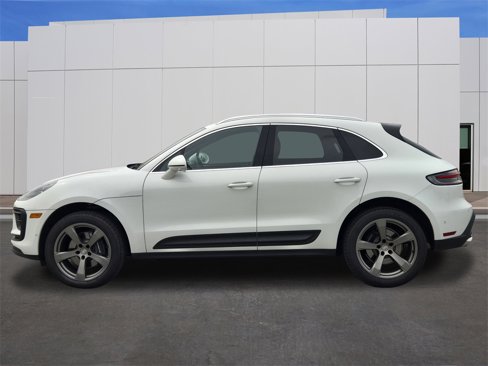 Certified 2024 Porsche Macan Turbo image 2