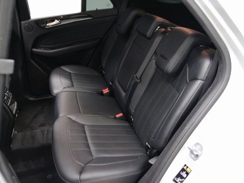Used 2018 Mercedes-Benz GLE 350 4MATIC image 19