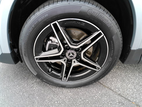 Certified 2025 Mercedes-Benz GLA 250 4MATIC image 9