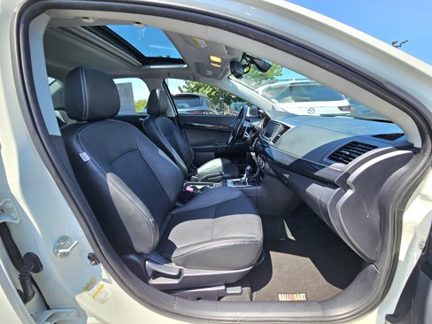 Used 2013 Mitsubishi Lancer Ralliart image 7