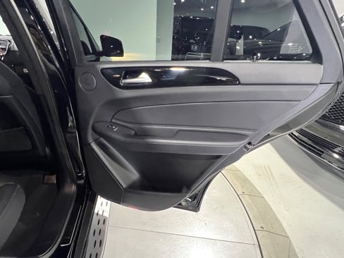Used 2018 Mercedes-Benz GLE 350 4MATIC w/ Premium 1 Package image 45
