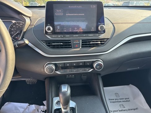 Used 2022 Nissan Altima 2.0 SR image 20