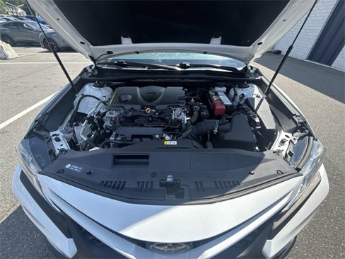 Used 2020 Toyota Camry SE image 18