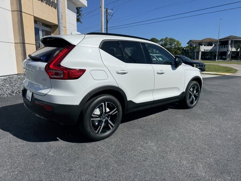 New 2026 Volvo XC40 B4 Core w/ Protection Package image 3