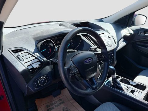 Used 2017 Ford Escape SE image 10