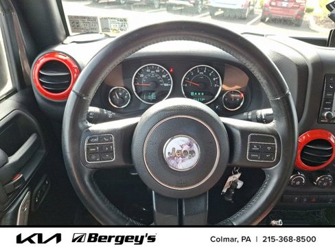 Used 2016 Jeep Wrangler Unlimited Sahara w/ Dual Top Group image 16