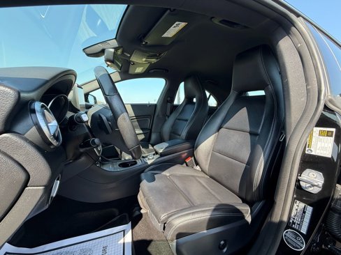 Used 2018 Mercedes-Benz CLA 250 image 9