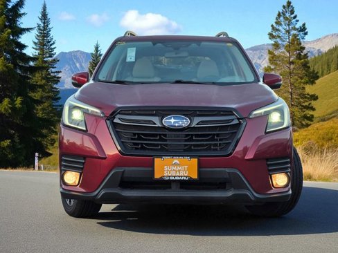 Used 2022 Subaru Forester Limited image 2