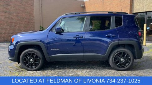 Used 2019 Jeep Renegade Latitude w/ Cold Weather Group image 5