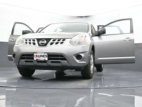 Used 2012 Nissan Rogue S image 47