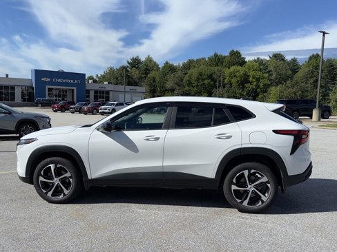 Used 2024 Chevrolet Trax RS w/ Driver Confidence Package image 4