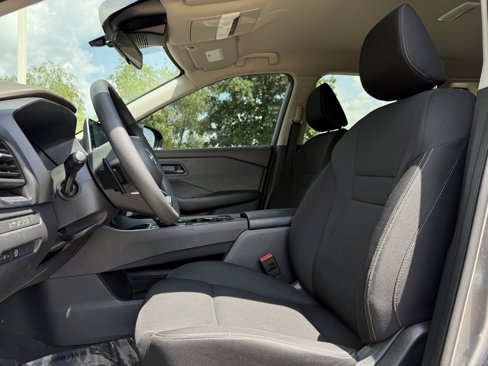 Certified 2023 Nissan Rogue S image 19