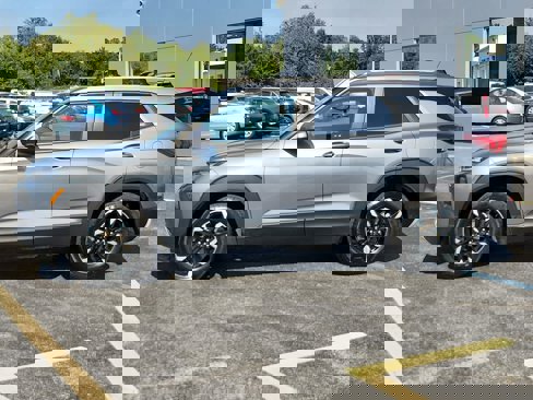 Used 2021 Chevrolet TrailBlazer LT w/ Convenience Package image 6