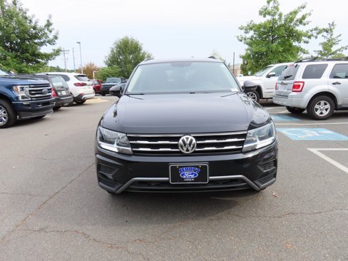 Used 2019 Volkswagen Tiguan SE image 2