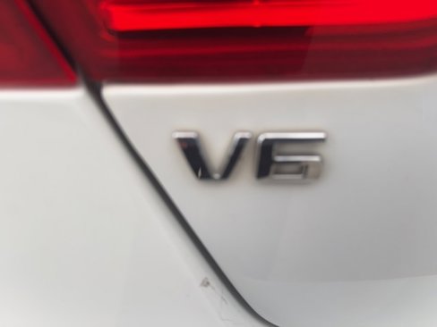 Used 2015 Chevrolet Impala LT image 9