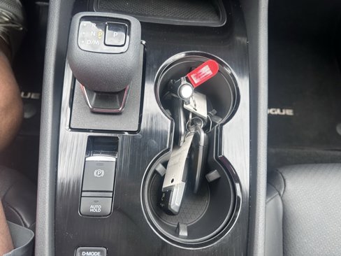 Used 2024 Nissan Rogue SV w/ SV Premium Package image 17