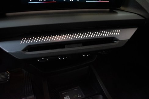 New 2026 BMW 228i xDrive w/ Technology Package image 18