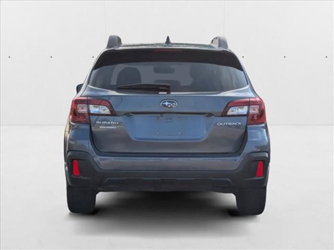 Used 2018 Subaru Outback 2.5i Limited image 6