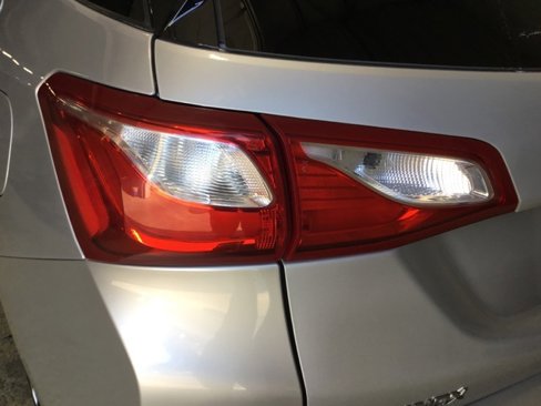 Used 2020 Chevrolet Equinox Premier image 17