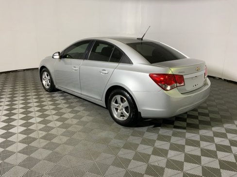 Used 2014 Chevrolet Cruze LT image 12