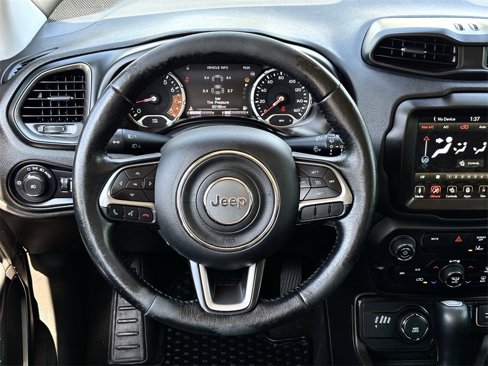 Used 2022 Jeep Renegade Limited image 11