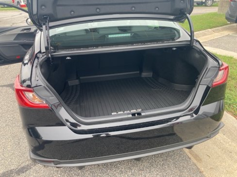 New 2025 Toyota Camry SE image 31