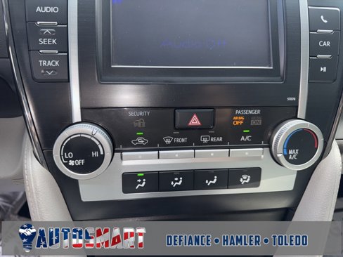 Used 2013 Toyota Camry LE image 26