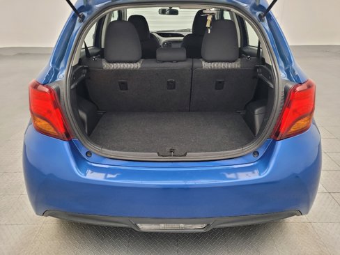 Used 2015 Toyota Yaris L image 29