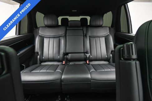 Used 2025 Land Rover Range Rover Long Wheelbase SE image 19