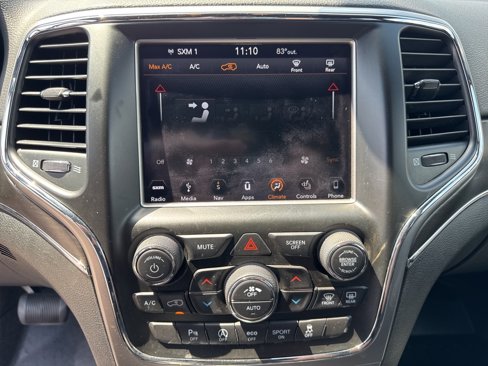 Used 2018 Jeep Grand Cherokee Limited image 39