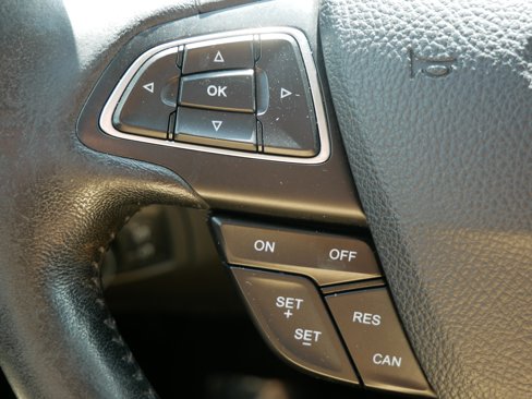Used 2017 Ford Focus SE w/ SE Winter Package image 29