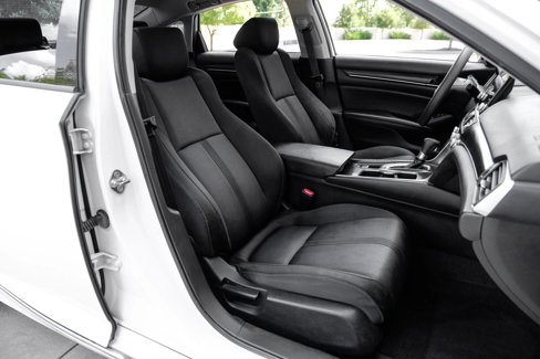 Used 2019 Honda Accord EX image 39