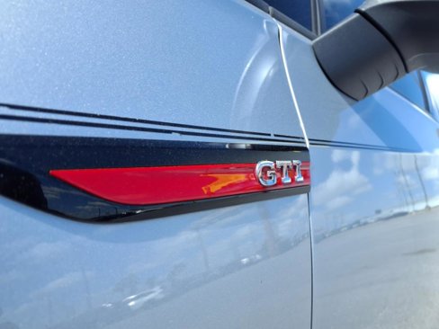 Used 2022 Volkswagen GTI S image 10