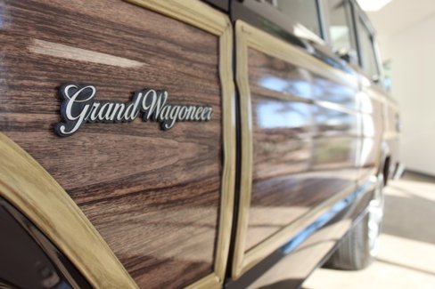 Used 1989 Jeep Grand Wagoneer image 46