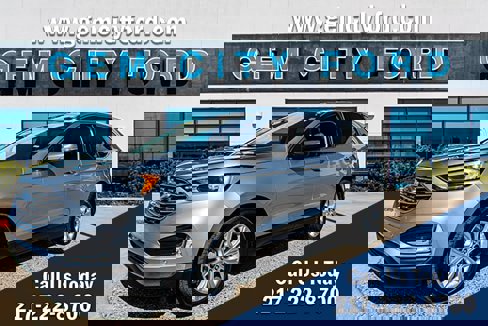 Used 2024 Ford Edge Titanium image 1