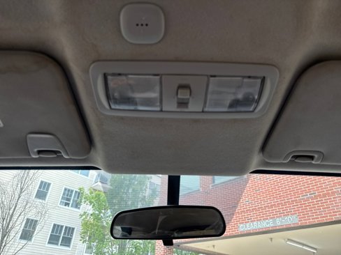 Used 2017 Nissan Titan S image 25