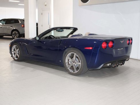Used 2007 Chevrolet Corvette Convertible w/ Preferred Equipment Group image 8
