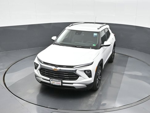 New 2025 Chevrolet TrailBlazer LT w/ Convenience Package image 13
