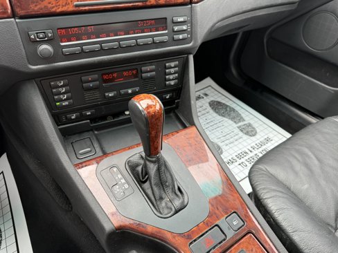 Used 2000 BMW 528i Sedan image 19