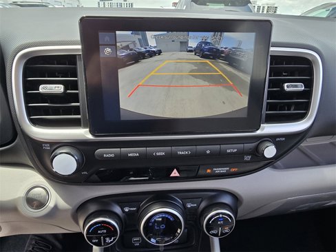 New 2025 Hyundai Venue SEL image 20