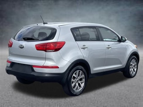 Used 2016 Kia Sportage LX image 3
